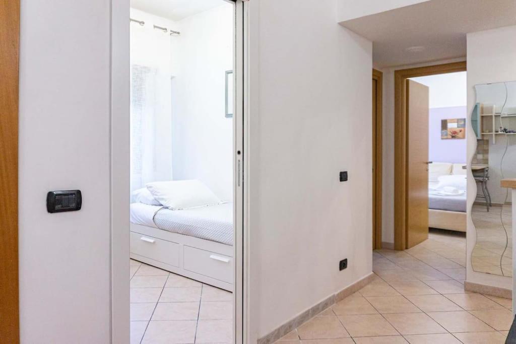 Cipro Nuovissimo Appartamento Posizione Strategica Rome Bagian luar foto